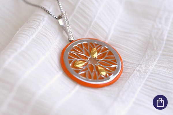 Stříbrný náhrdelník s pomerančem a enamelem