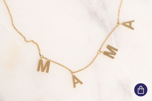 Stříbrný náhrdelník s písmenky Mama