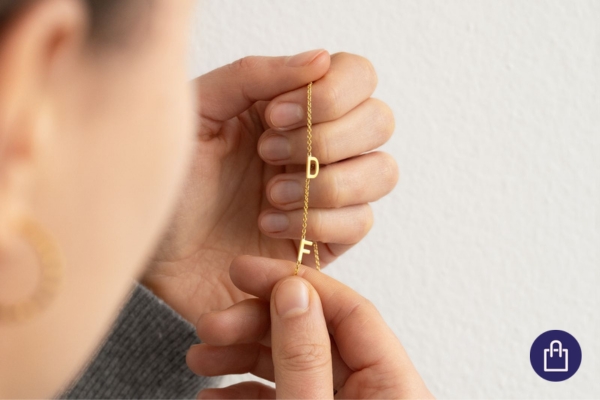 Stříbrný náhrdelník se 2 písmenky podle vaší volby