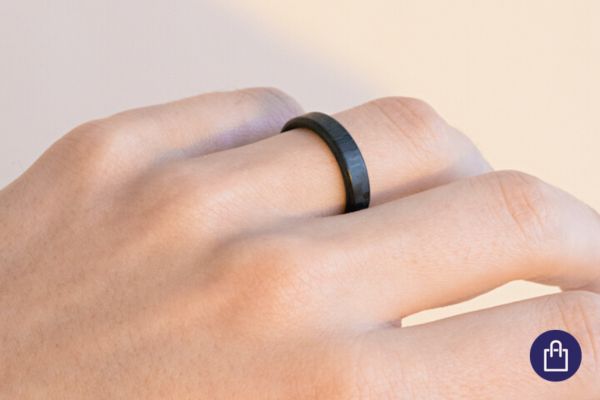 Ploché karbonové snubní prsteny