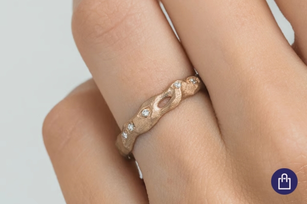 Snubní prsteny v oříškovém zlatě