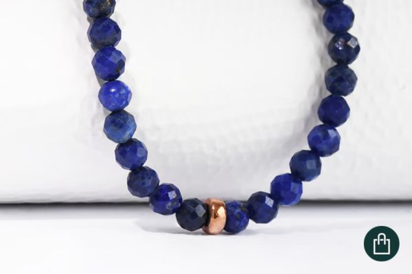 Stříbrný náramek s lapis lazuli korálky
