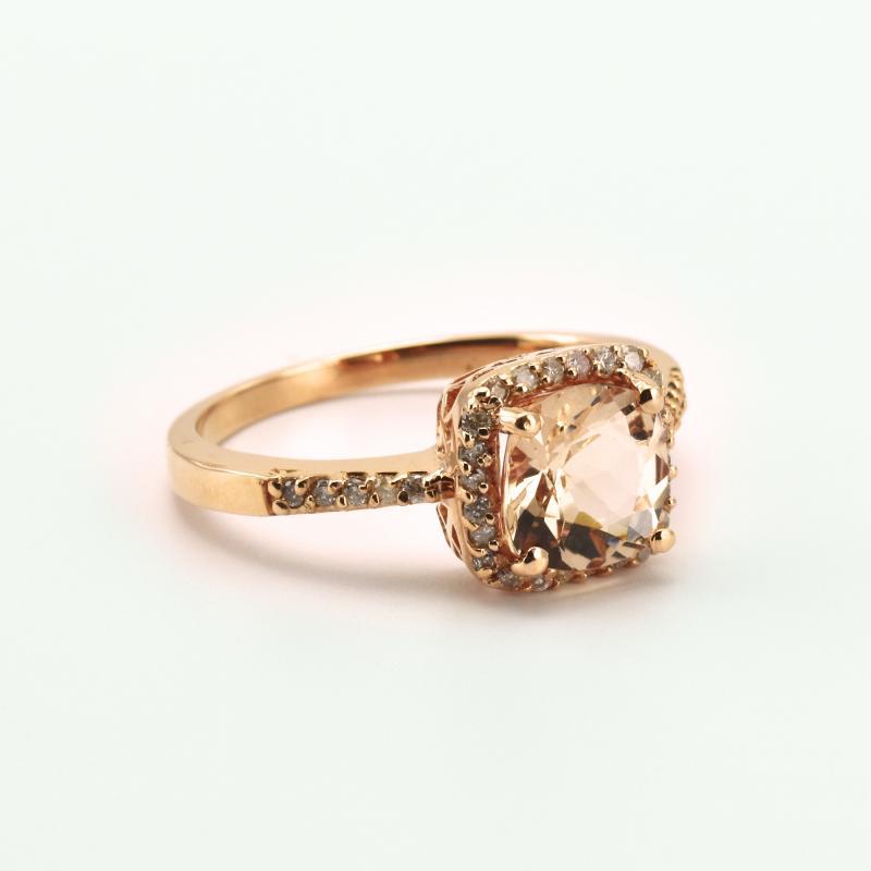 Zlatý morganitový prsten