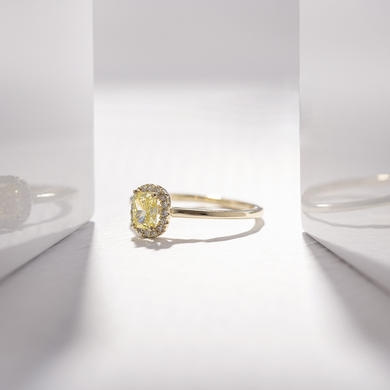 Zásnubní prsten s 0.46ct IGI certifikovaným žlutým lab-grown diamantem Eduta 111360