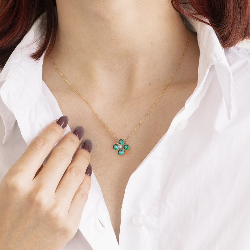 Smaragdový náhrdelník s diamantem Emely 116050