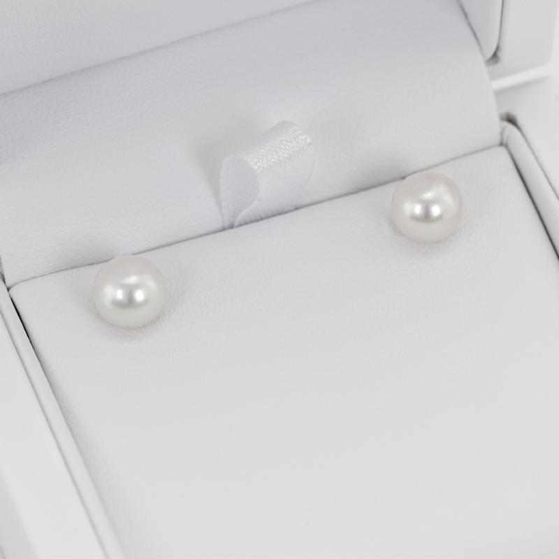 Bílé perlové náušnice 14980