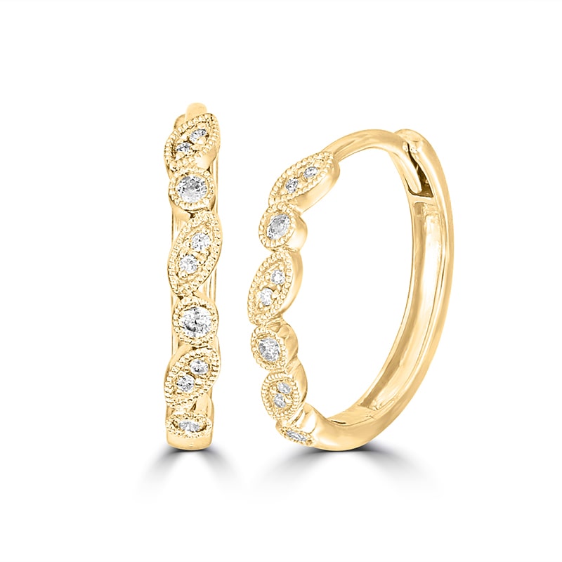 Bílé diamanty ve zlatých náušnicích Veeti 23200