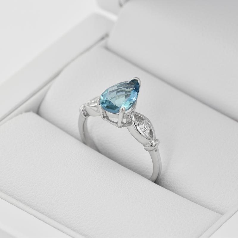 Stříbrný prsten s londýnským pear topazem 35370
