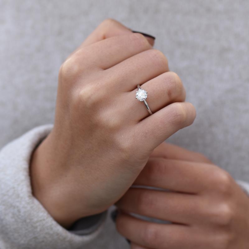 Diamantový prsten 46600