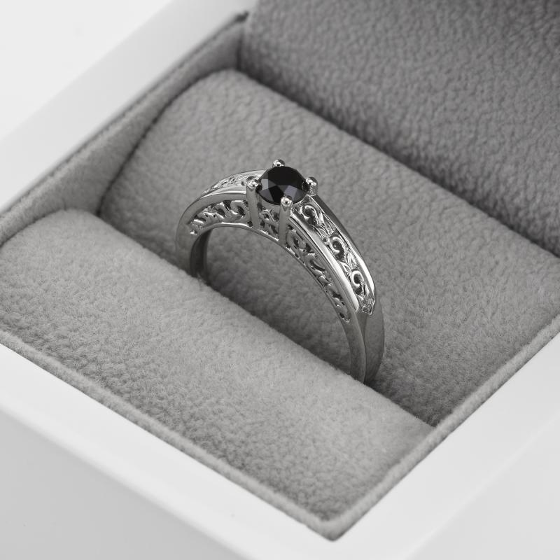 Vintage zlatý prsten s černým diamantem 47960