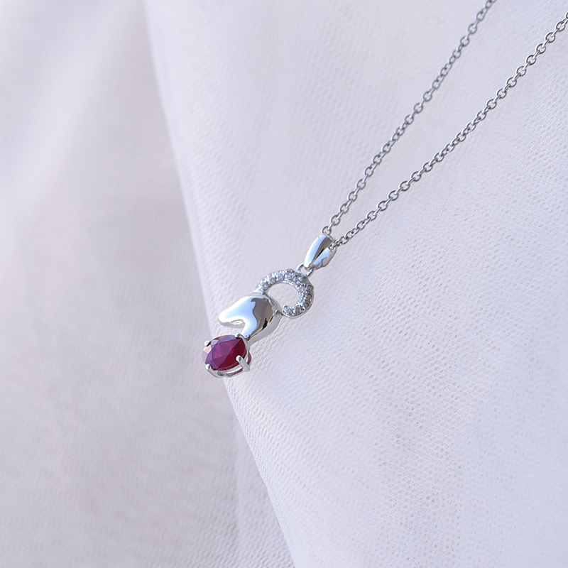Rubínový náhrdelník s diamanty 60480