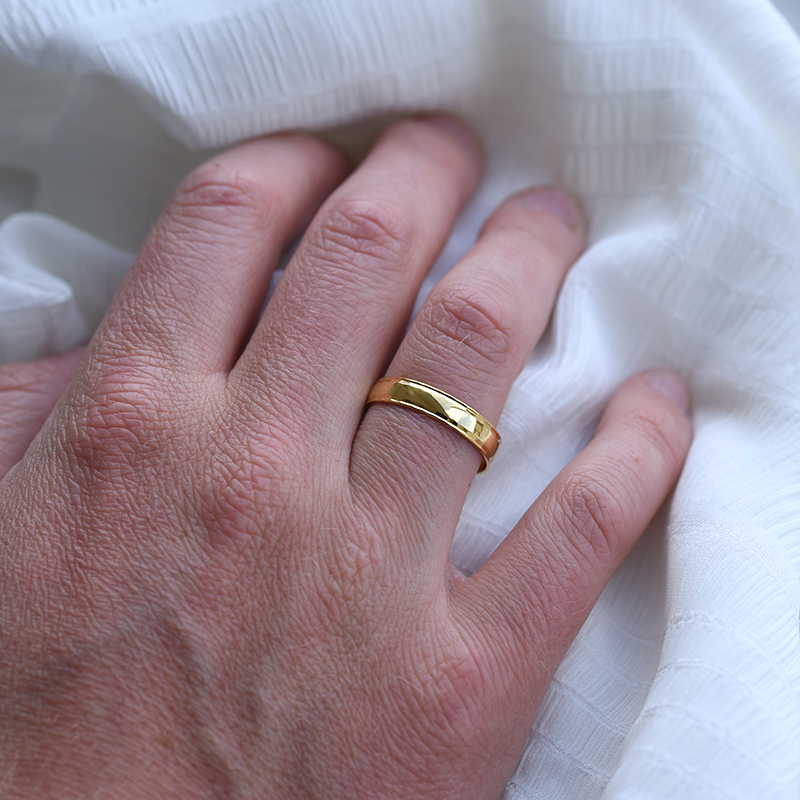 Pánský snubní prsten 