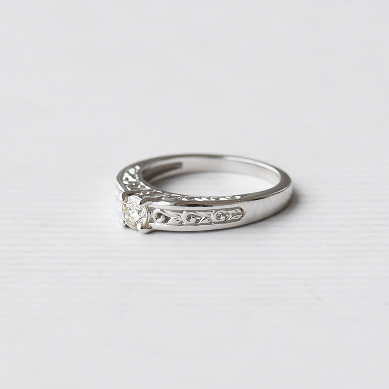 Diamantový vintage prsten 74090