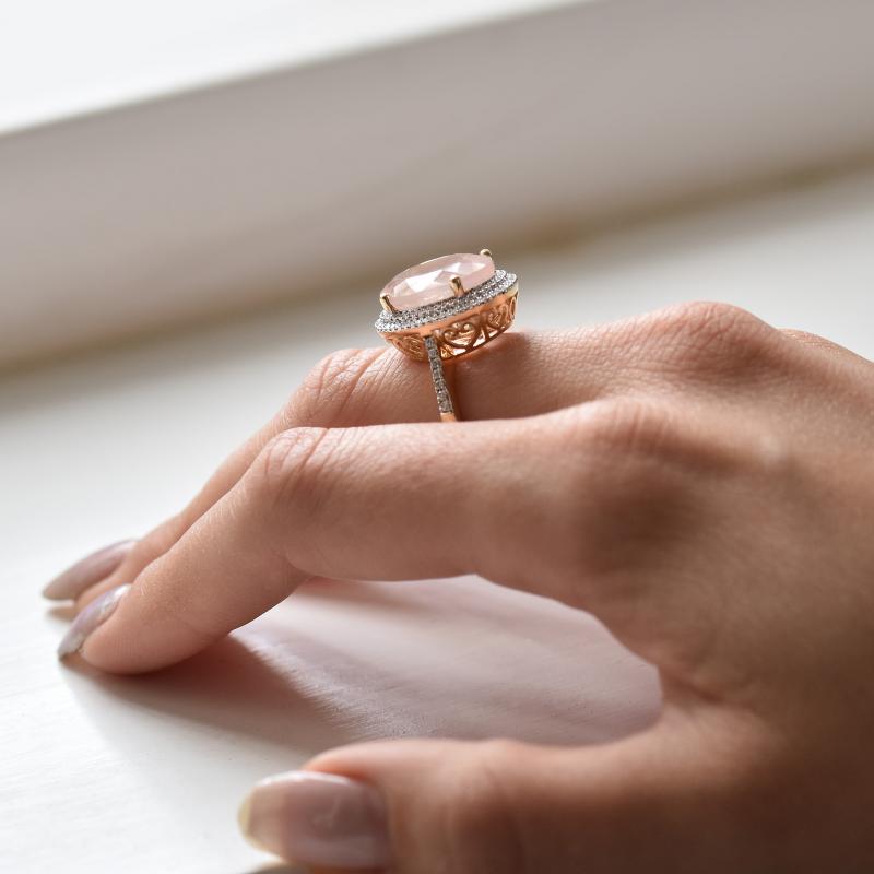 Zlatý prsten s quartzem Karse