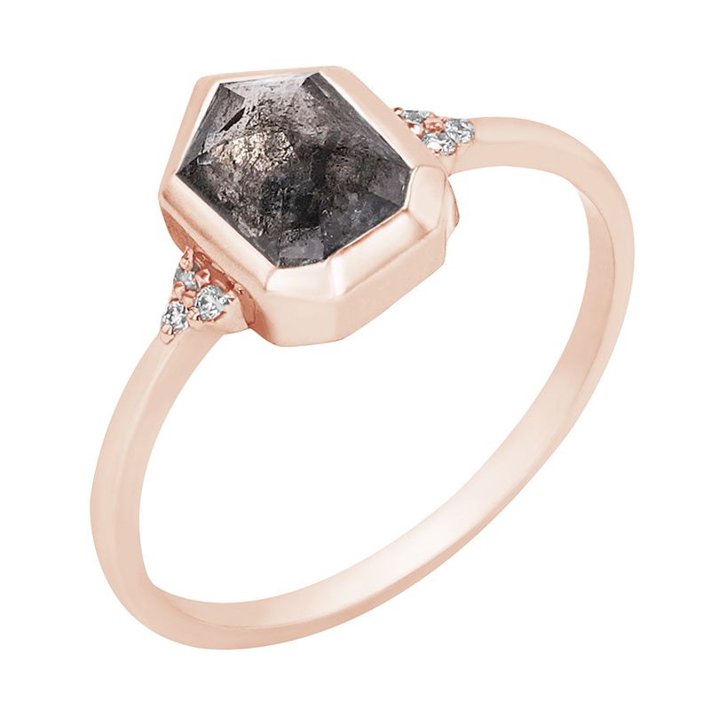 Prsten se salt and pepper diamantem ve tvaru heptagon Shimmel 97510