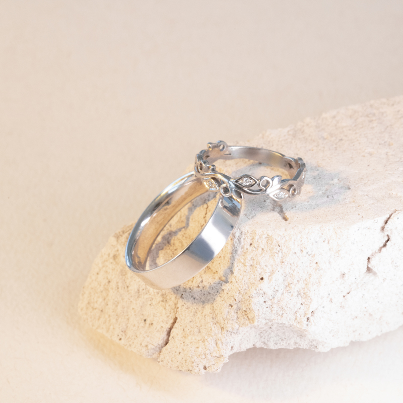 Snubní prsteny s eternity dámským a plochým pánským prstenem Tyrese 100921