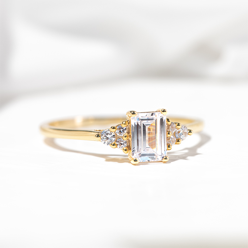 Zásnubní prsten s emerald diamantem Miha 125951