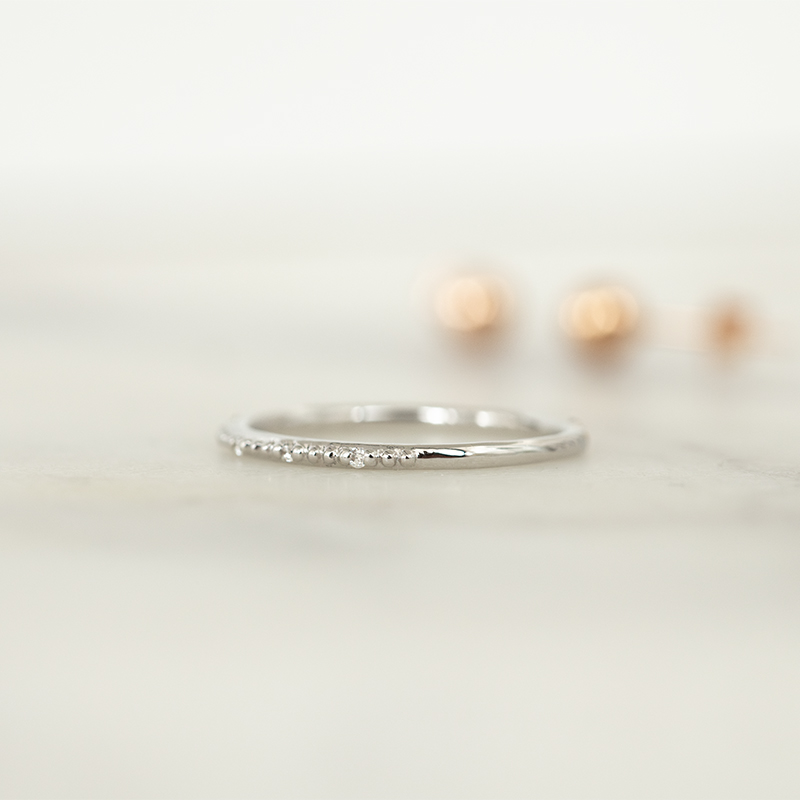 Minimalistický prsten s diamanty Tess 130101