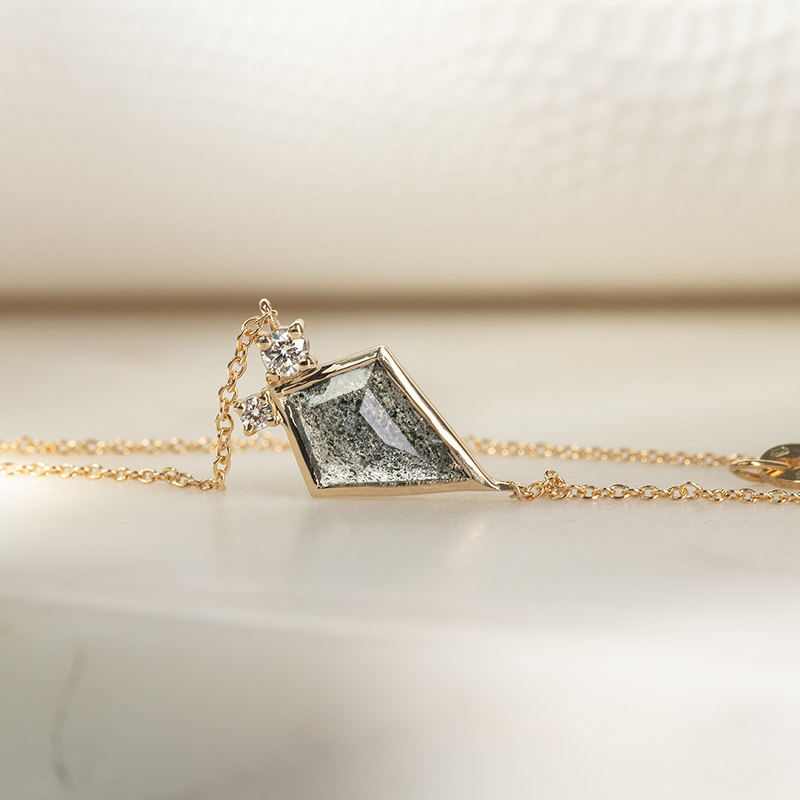 Náhrdelník s dendritickým quartzem a diamanty Milly 135481
