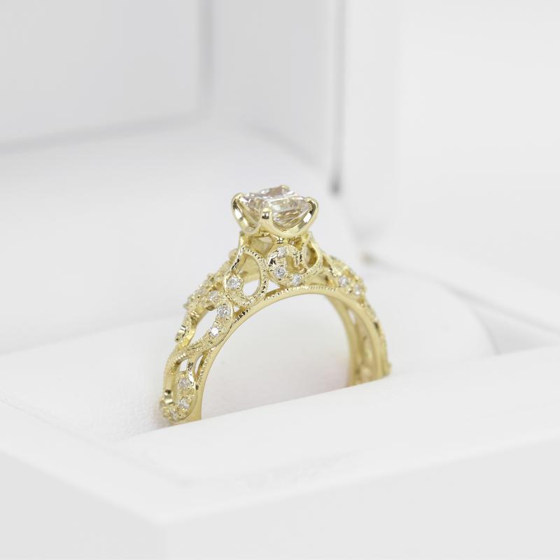 Zlatý zásnubní prsten 15951