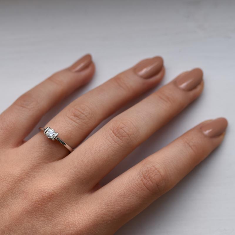Zlatý prsten s moissanitem 22091