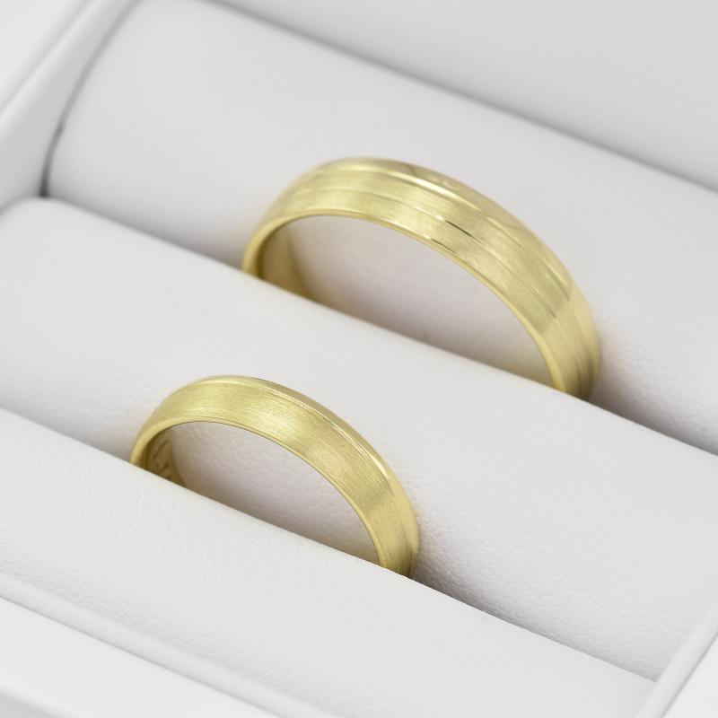 Snubní prsten z růžového zlata 24981