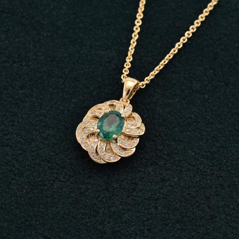 Smaragdový zlatý náhrdelník