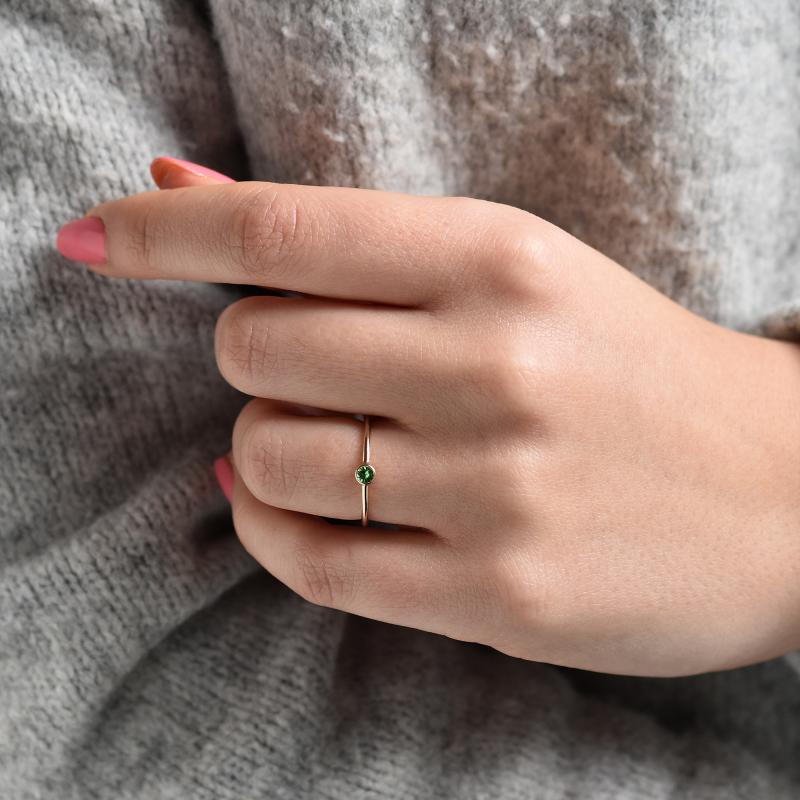 Prsten s tsavorit granátem