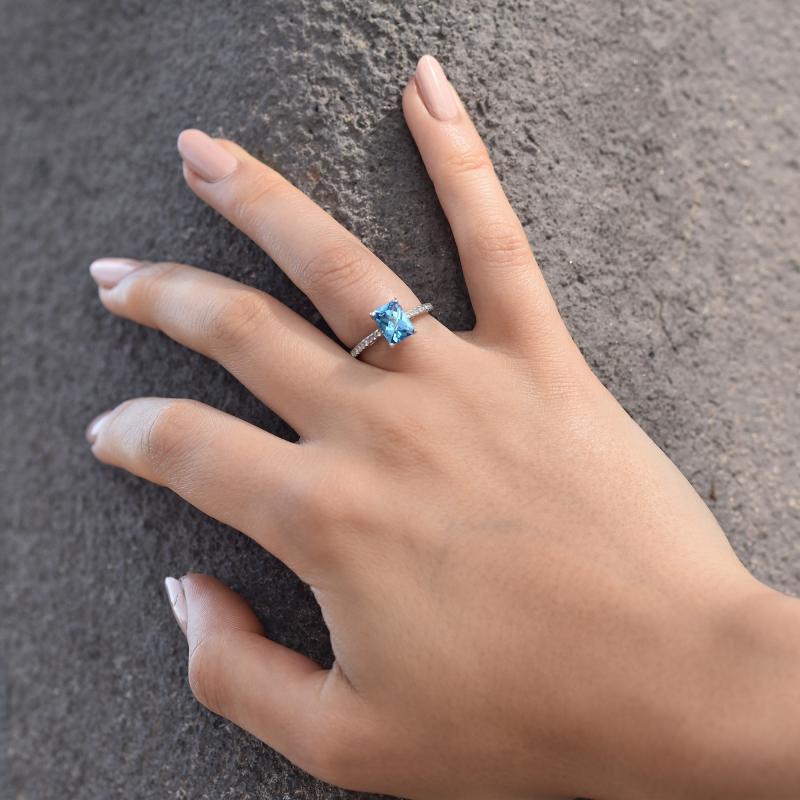 Elegantní topazový prsten ze zlata 43881