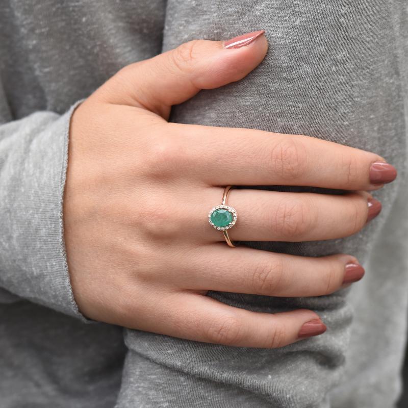 Dramatický smaragdový prsten Quentin s diamanty 45351