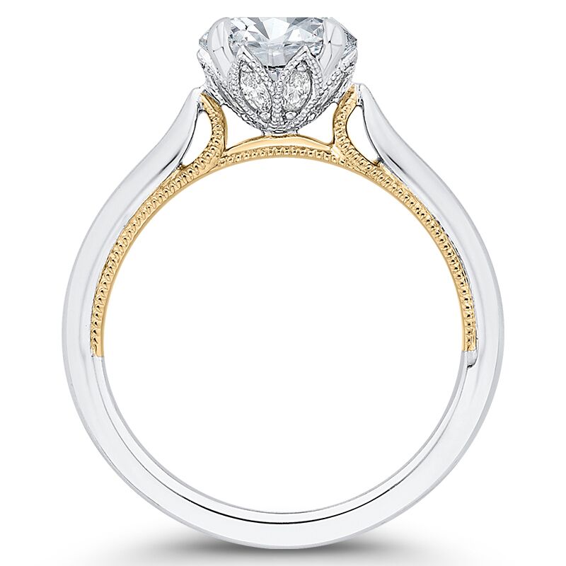 Zlatý zásnubní diamantový prsten 