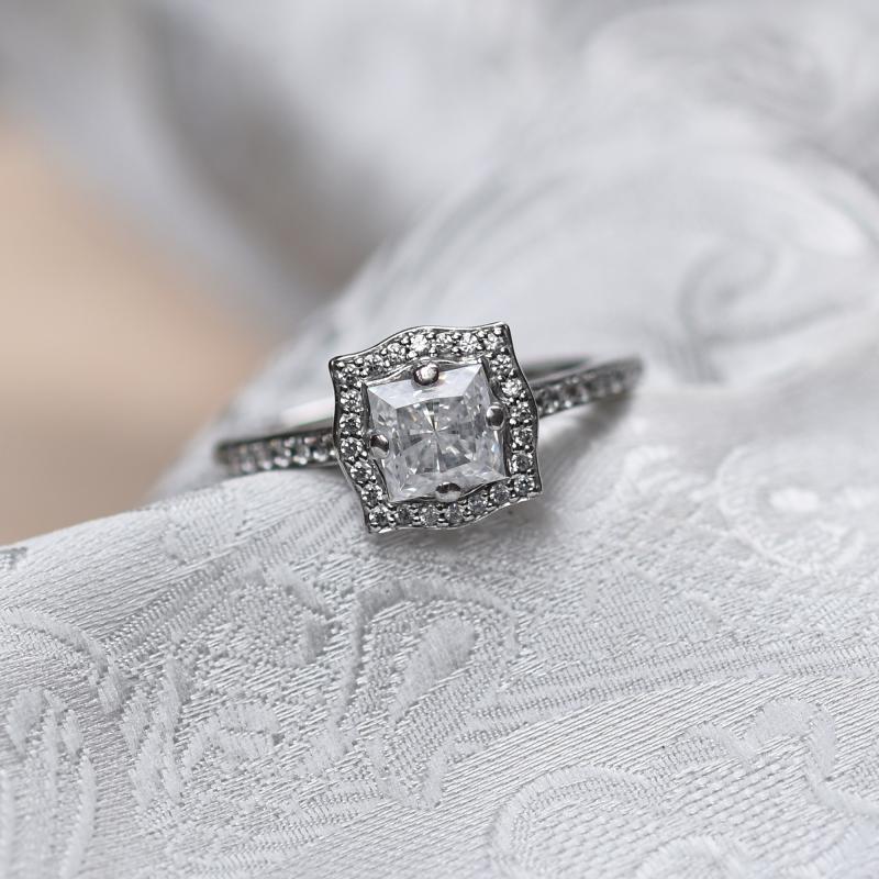 Zásnubní prsten s diamantem 49601