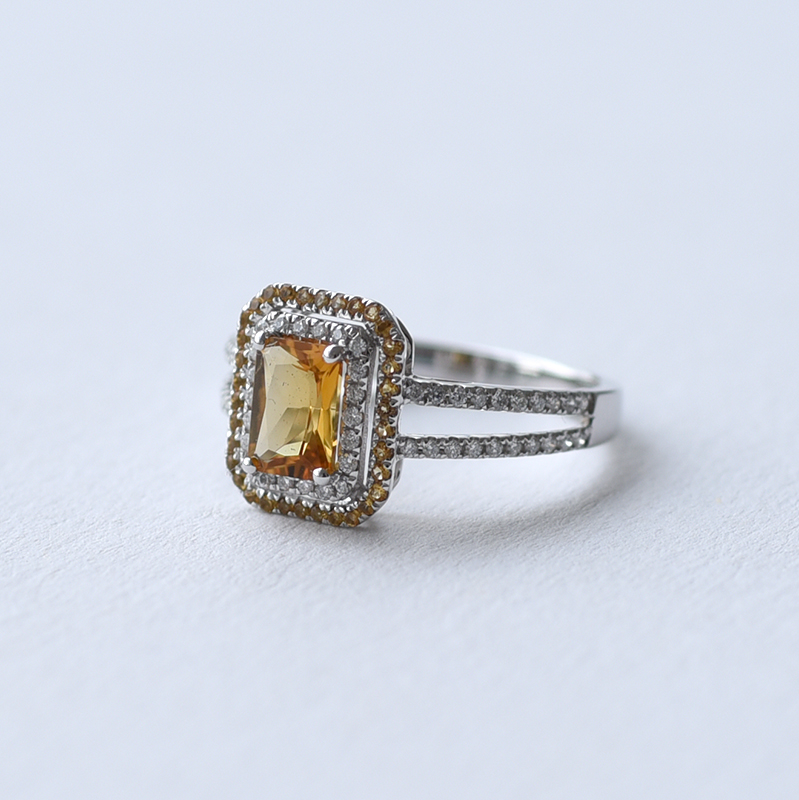 Zlatý prsten plný diamantů a citrínů 61841