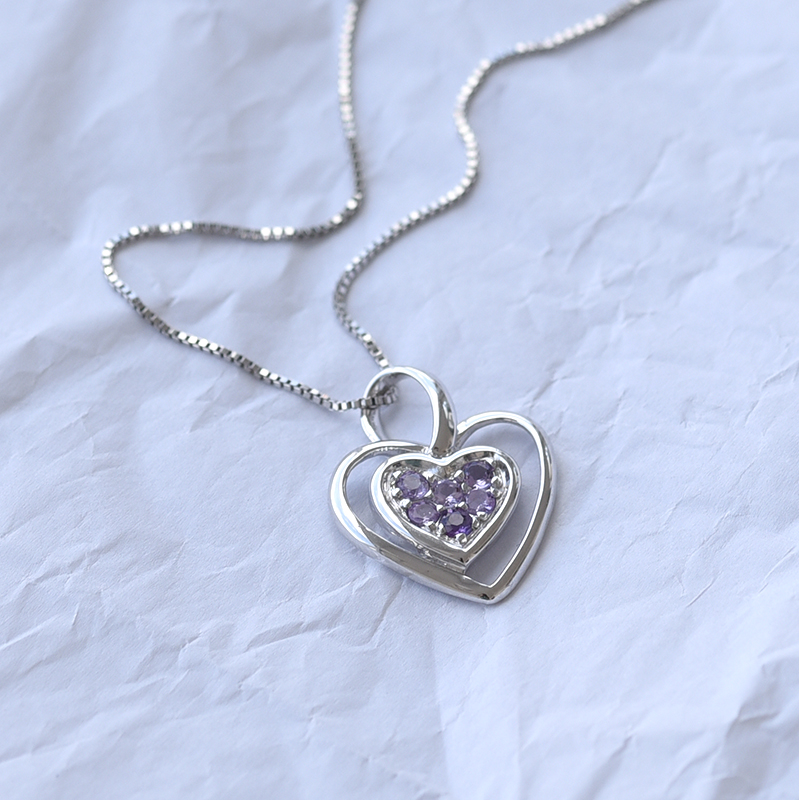 Srdcový náhrdelník s ametysty 63351