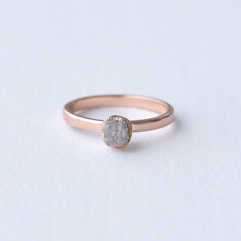 Zásnubní prsten s diamantem 75141