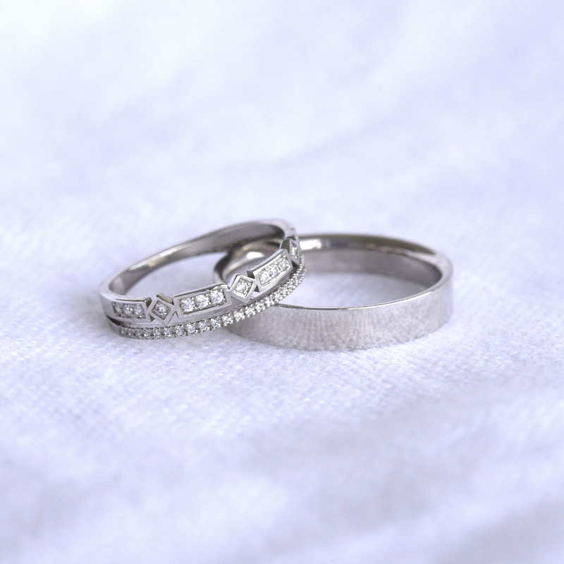 Dámský prsten s lab-grown diamanty a pánský plochý prsten Ward 102202