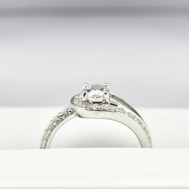 Diamantový prsten 10672