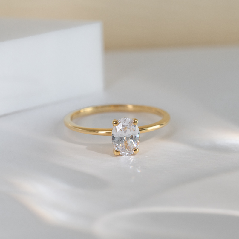 Zásnubní prsten s oval diamantem Frost 121172