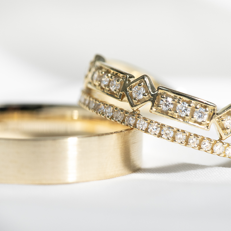 Dámský prsten s lab-grown diamanty a pánský plochý prsten Ward 128652