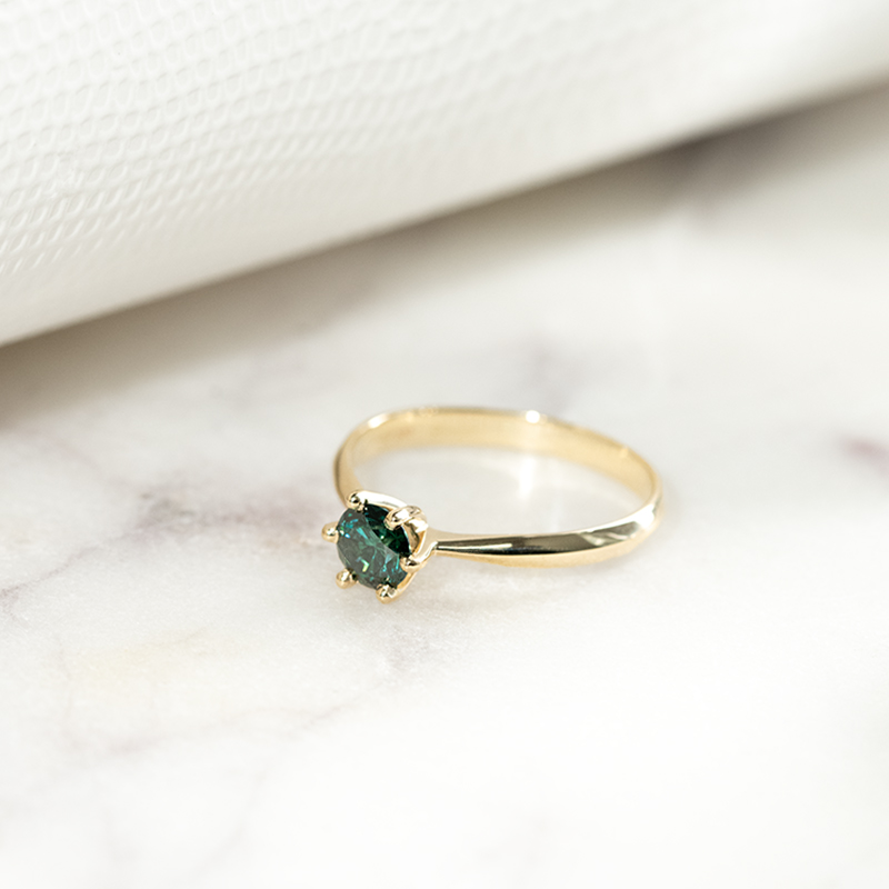 Zlatý zásnubní prsten s modrým diamantem Iravan 132422
