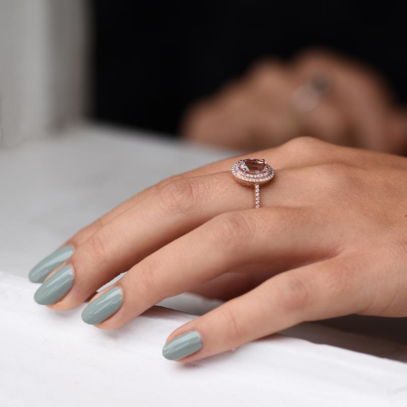  Prsten s morganitom a diamanty z růžového zlata 2092