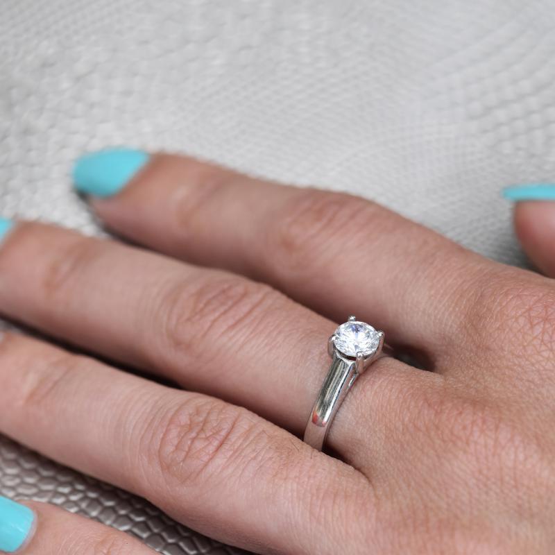 Zásnubní prsten s moissanitem Thom 22192