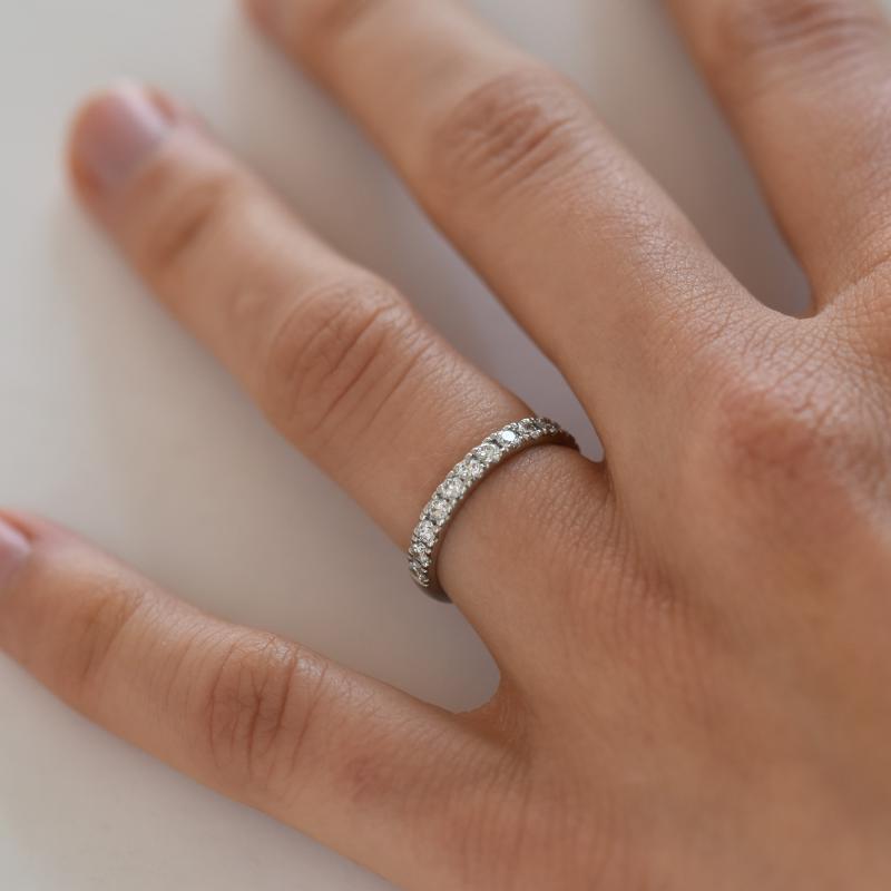 Diamantový eternity prsten 22812