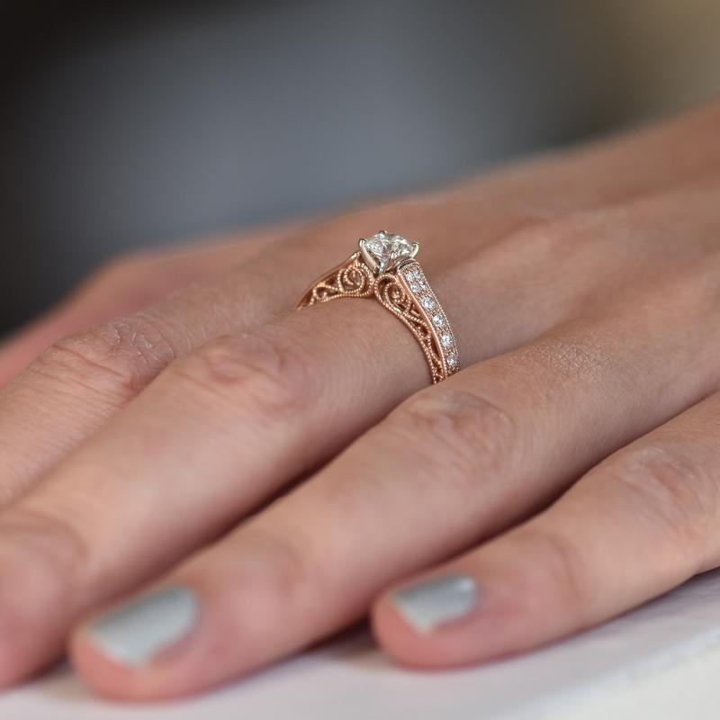 Vintage zásnubní prsten plný diamantů 36722