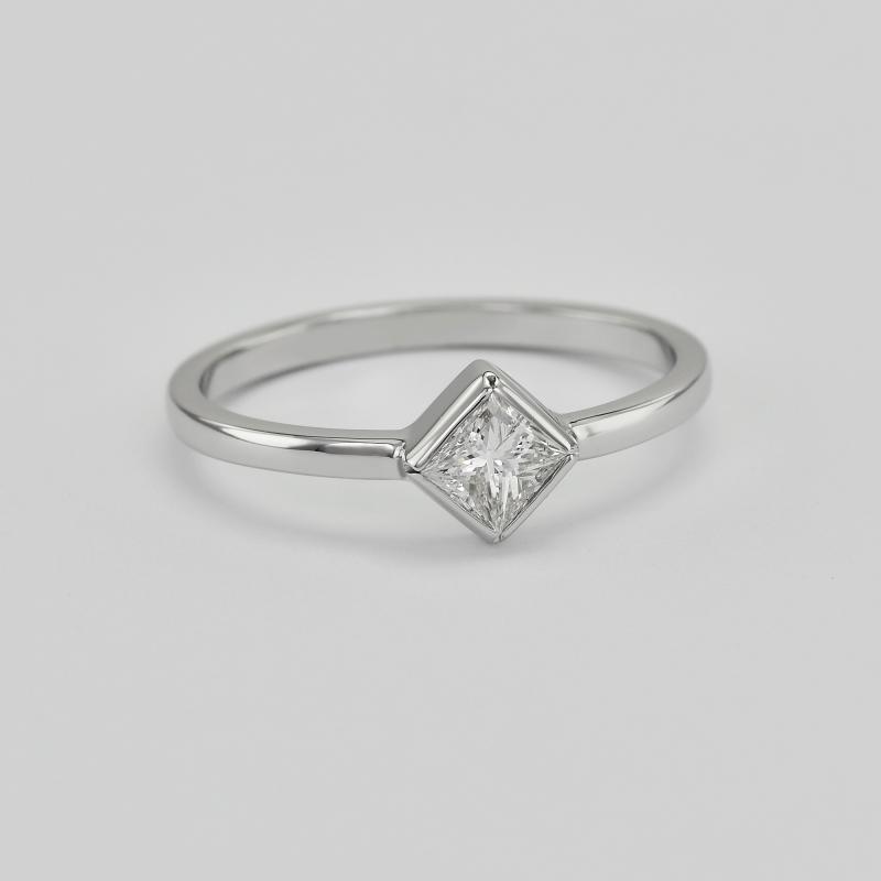 Prsten s diamantem 47222