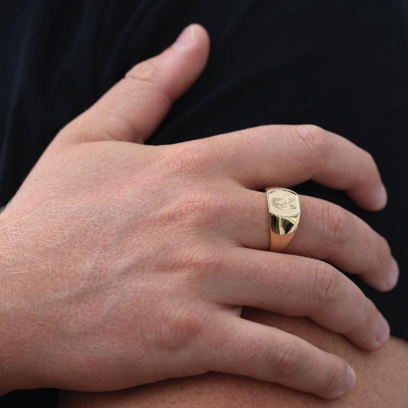 Pánský prsten s ručním gravírem podle vlastní volby