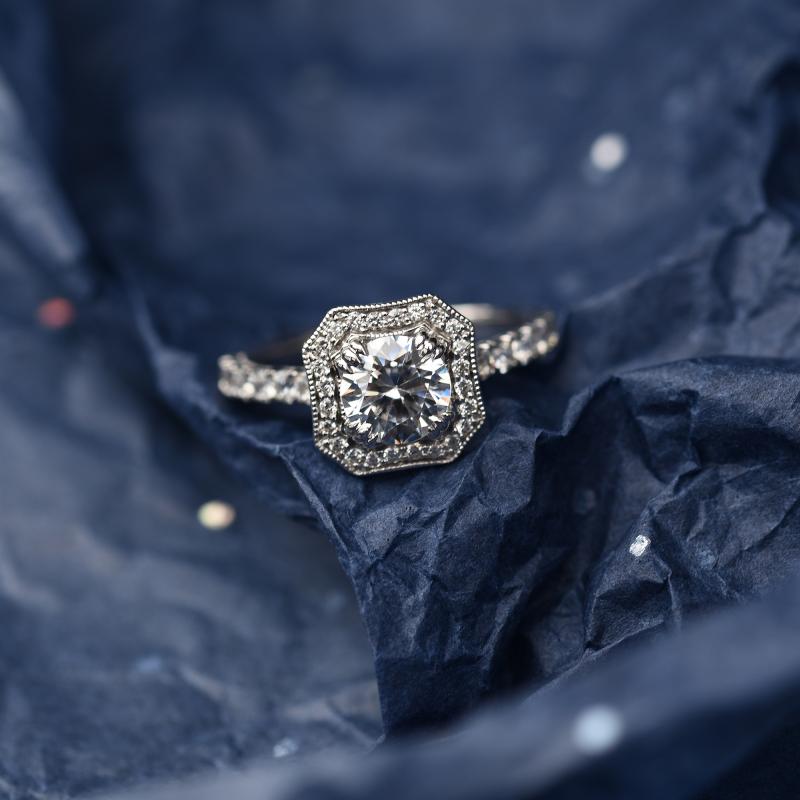Diamantový zásnubní prsten 48152