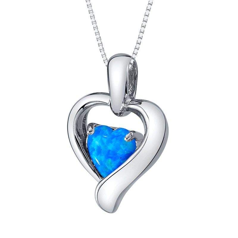 Romantický stříbrný přívěsek s modrým opálem Bryn