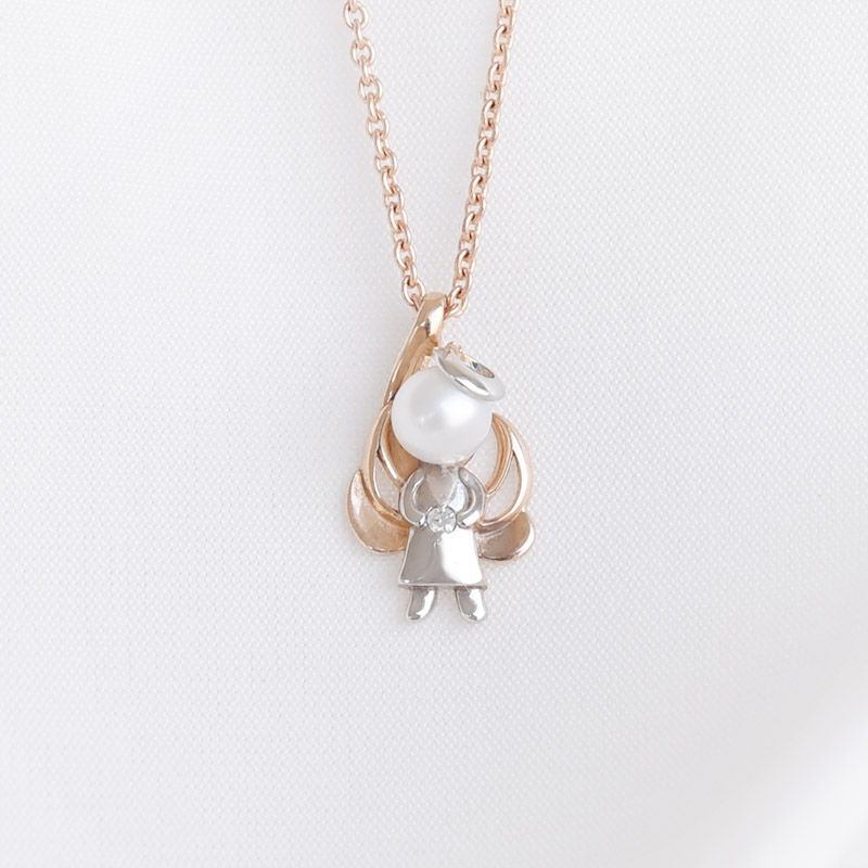 Zlatý náhrdelník s perlou a andělem 91812
