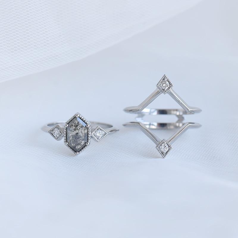 Vykrojený prsten s diamanty Danis 95922